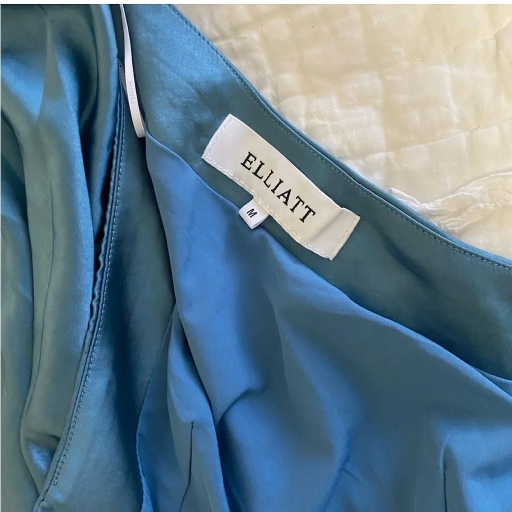 Elliatt Cassini Dress - Picture 3 of 5